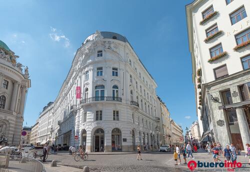Büros zu vermieten in All-inclusive-Zugang zu Arbeitsplätzen, virtuellen Büros und Besprechungsräumen in Regus Le Palais