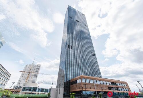 Büros zu vermieten in All-inclusive-Zugang zu Arbeitsplätzen, virtuellen Büros und Besprechungsräumen in Regus DC Tower